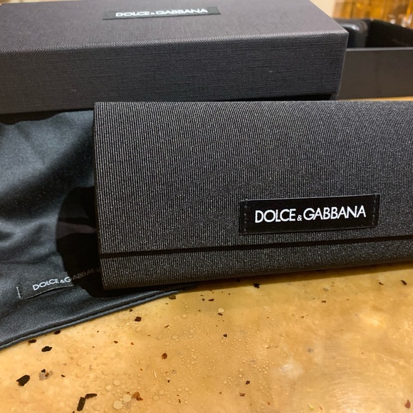 ✨NWT✨ Dolce & Gabanna 59mm Butterfly Sunglasses - Picture 4 of 5
